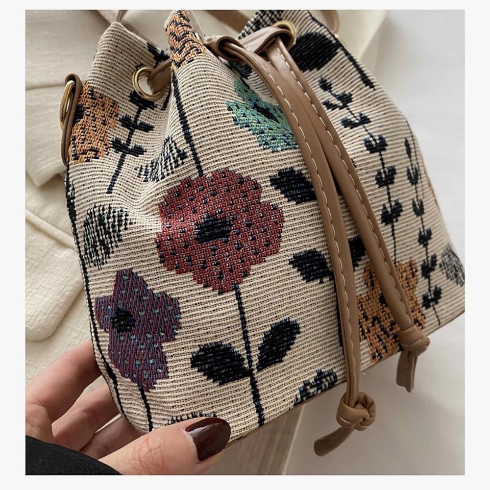 🆕 Floral Woven Drawstring Bucket Bag - Beige/Tan - Picture 3 of 7
